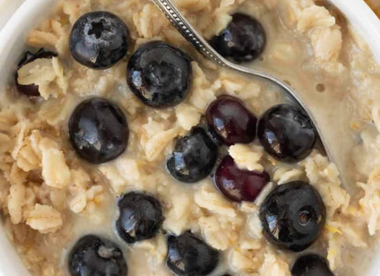 A sample day of antihistamine foods to be consumed, Breakfast
