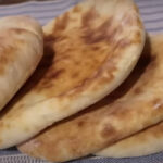How to make an authentic Israeli pita bread recipe at home